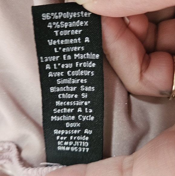 Sanctuary velvet like cold shoulder top size small - Picture 4 of 10